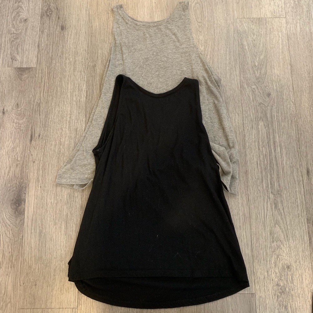 Old Navy casual tanks